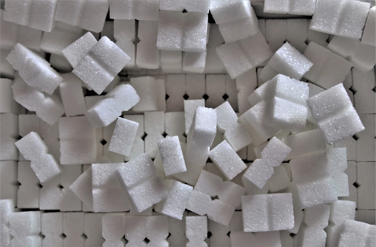 Signs of High Blood Sugar You Should Never Ignore (And What You Can Do About It)